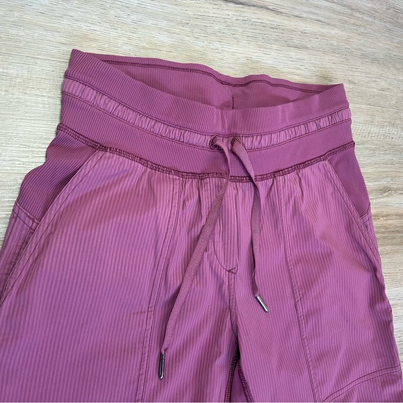 Lululemon Pink Dance Studio Mid-Rise Cropped Pants | Size 2 - Picture 6 of 11